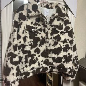 Cow print Sherpa jacket 🐄🐮💕